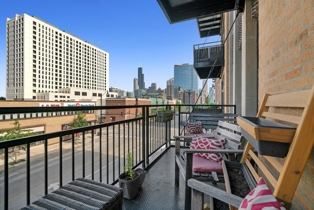 1307 S Wabash Avenue 312 Property Photo 9