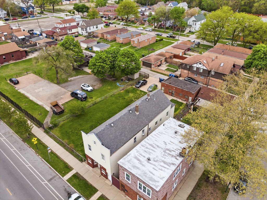 9655 S Commercial Avenue Property Photo 40