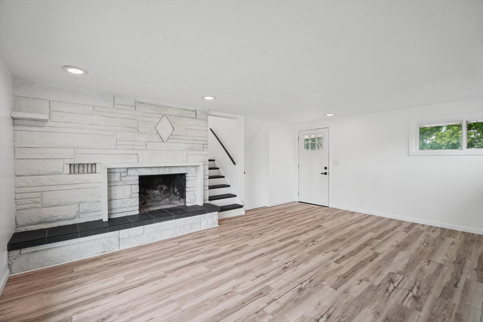 10371 E 1680 North Road Property Photo 10