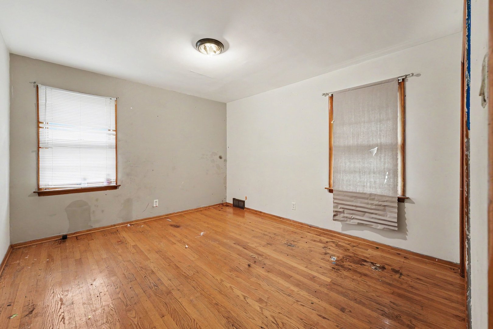 1037 Wentworth Avenue Property Photo 10