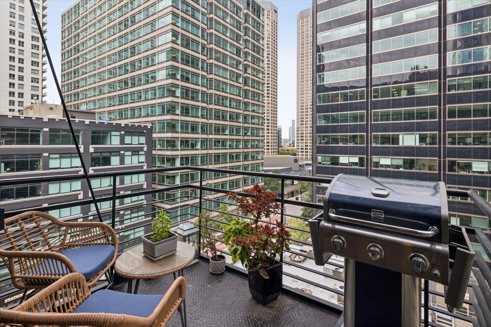 130 S Canal Street 607 Property Photo 20
