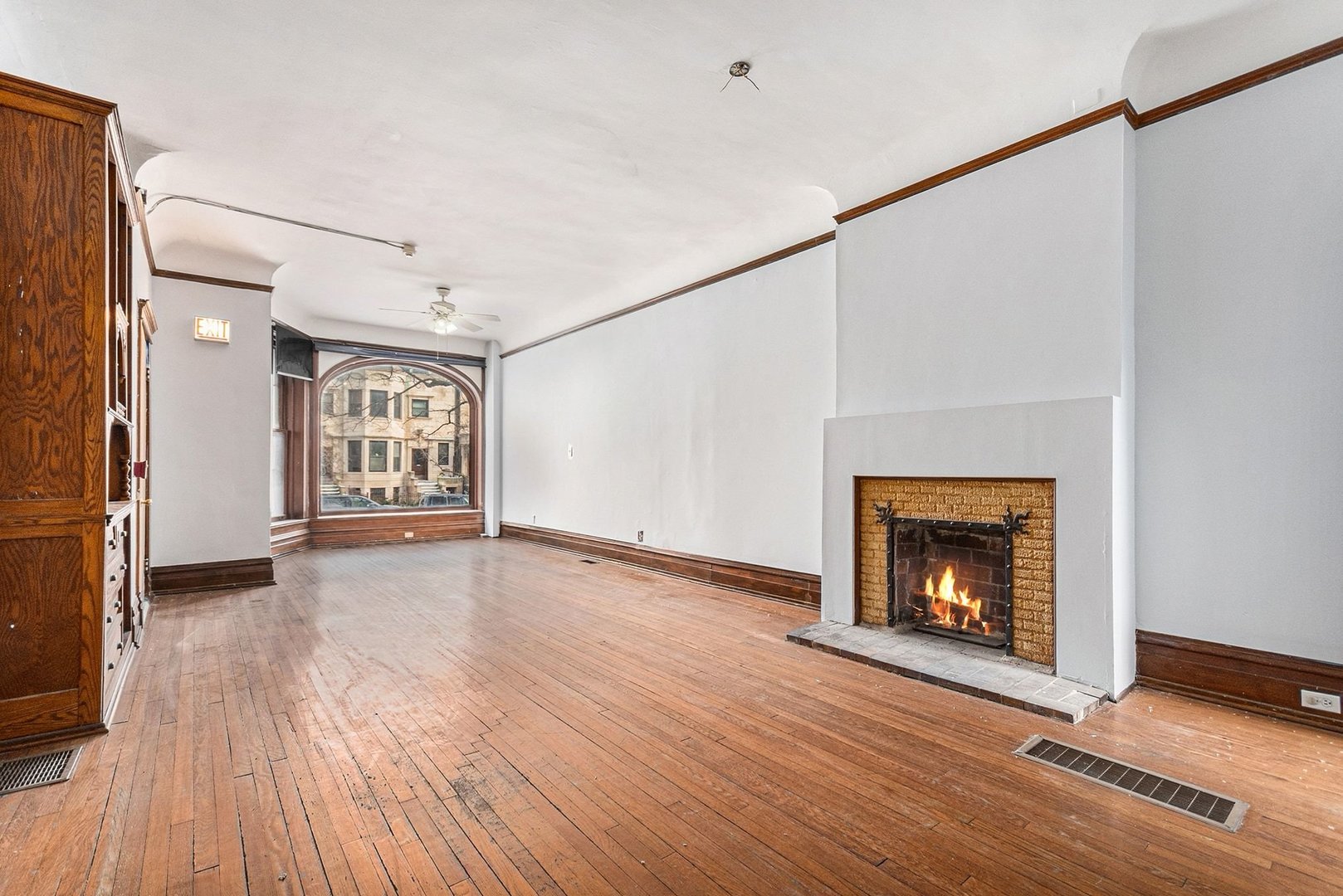 5114 S Dorchester Avenue Property Photo 3