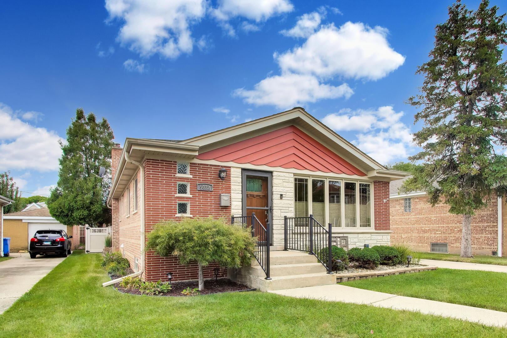 5022 N Busse Avenue Property Photo 3