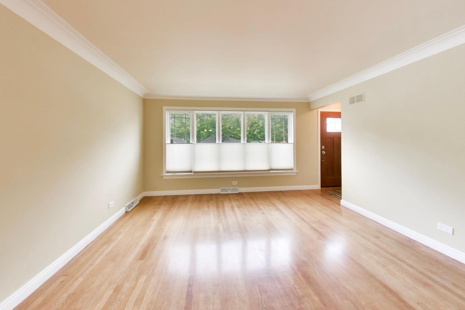 5022 N Busse Avenue Property Photo 5