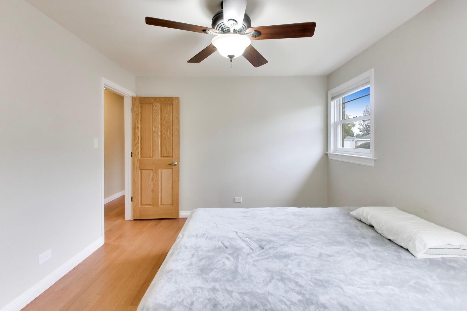 5022 N Busse Avenue Property Photo 16
