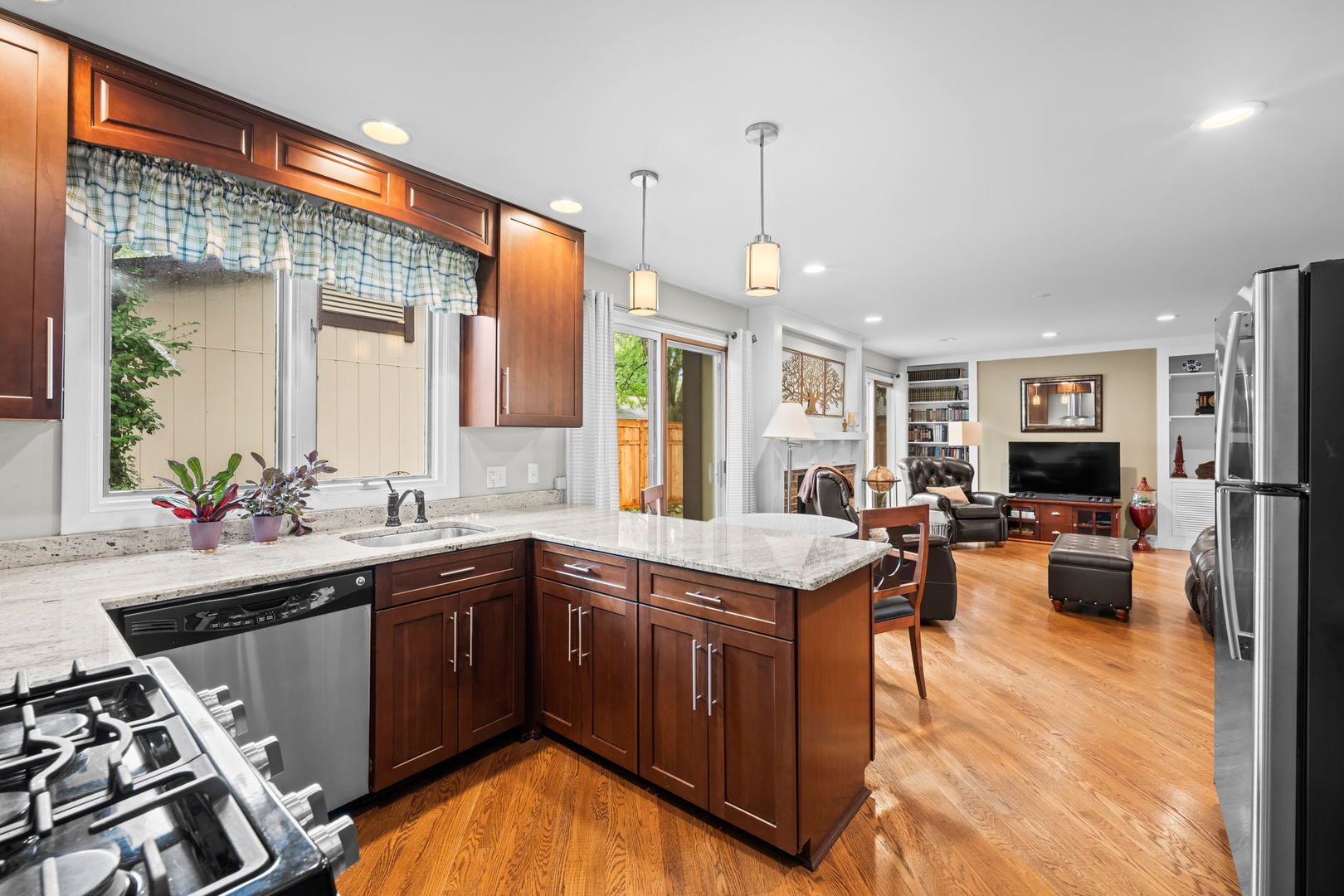 12761490 Property Photo 14