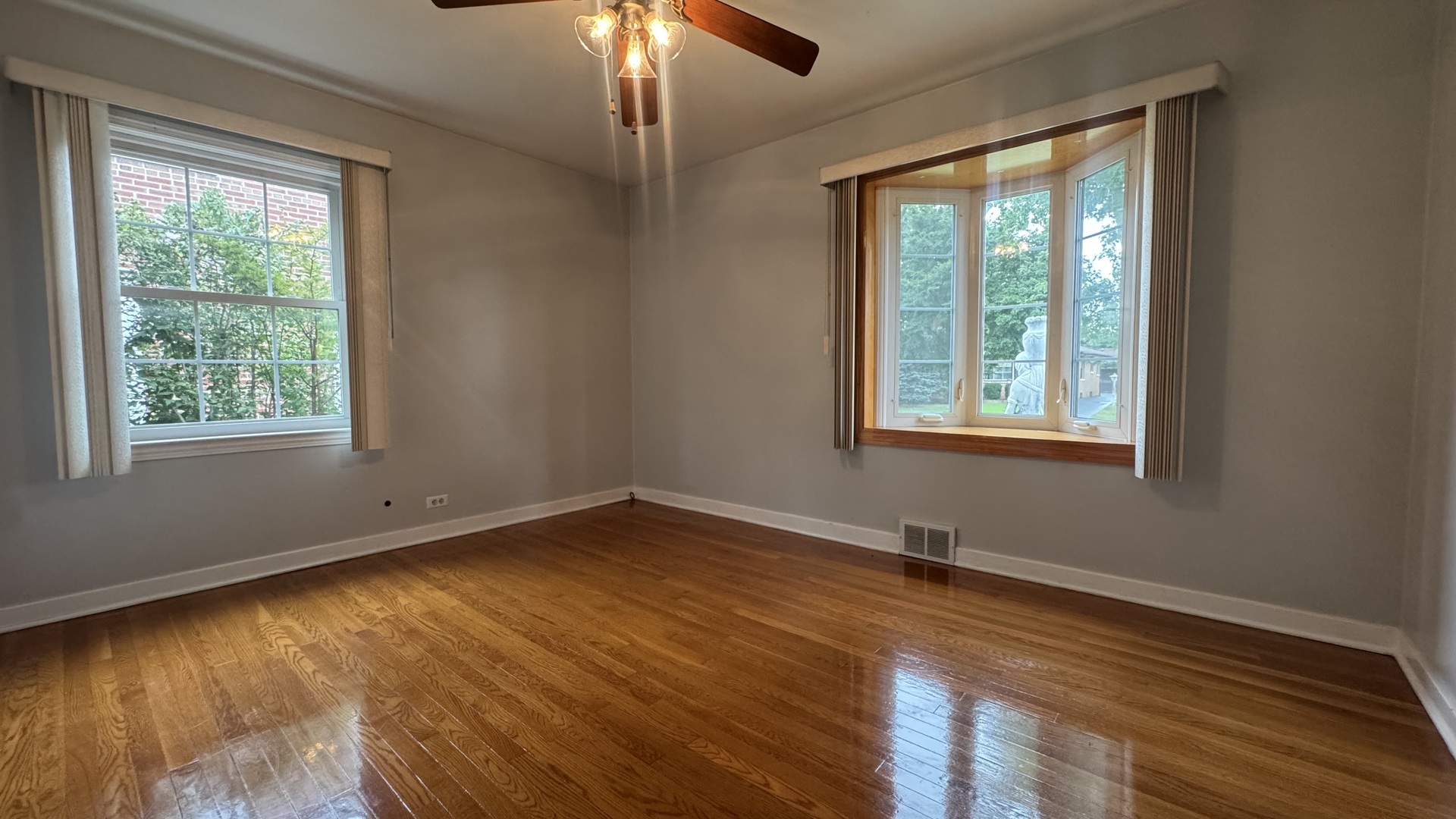 1934 Norfolk Avenue Property Photo 13