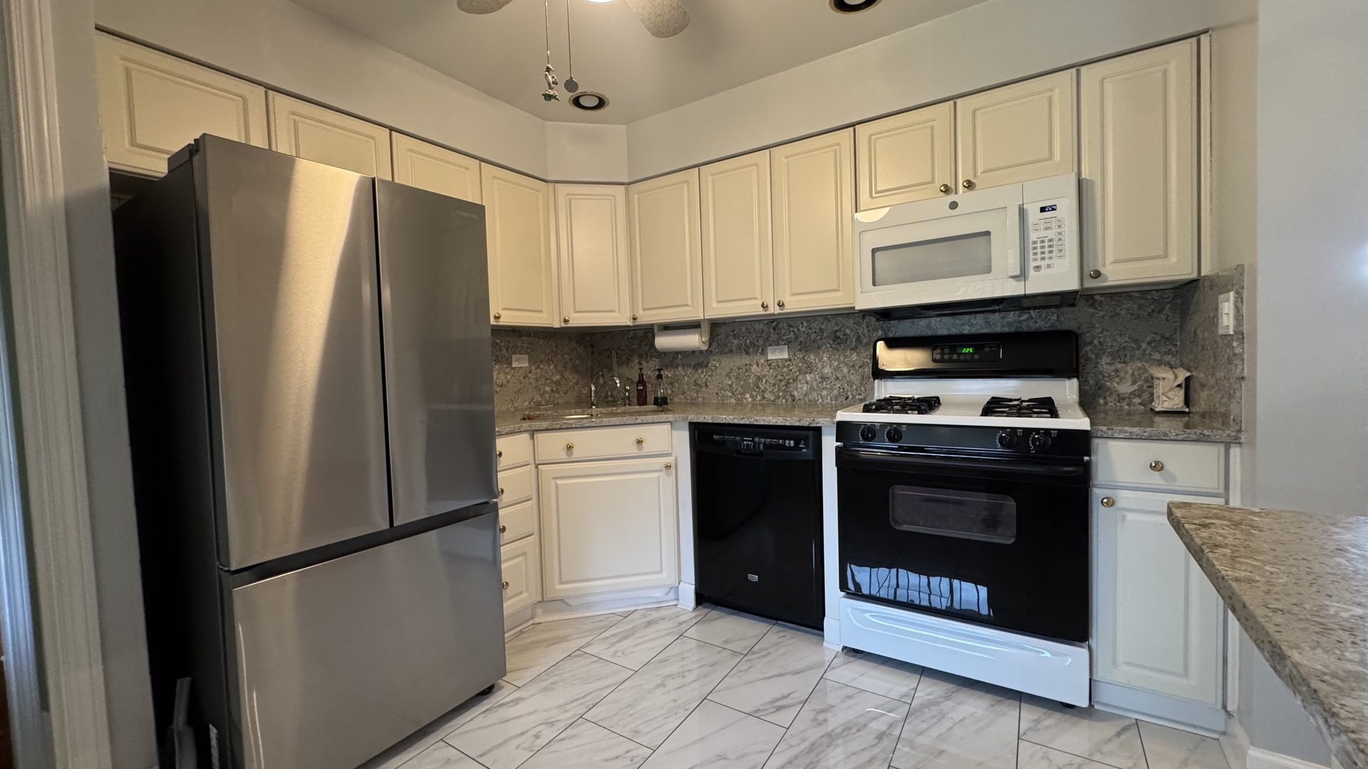 1934 Norfolk Avenue Property Photo 19