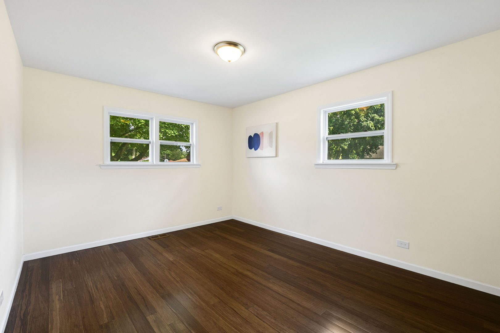 340 James Avenue Property Photo 16