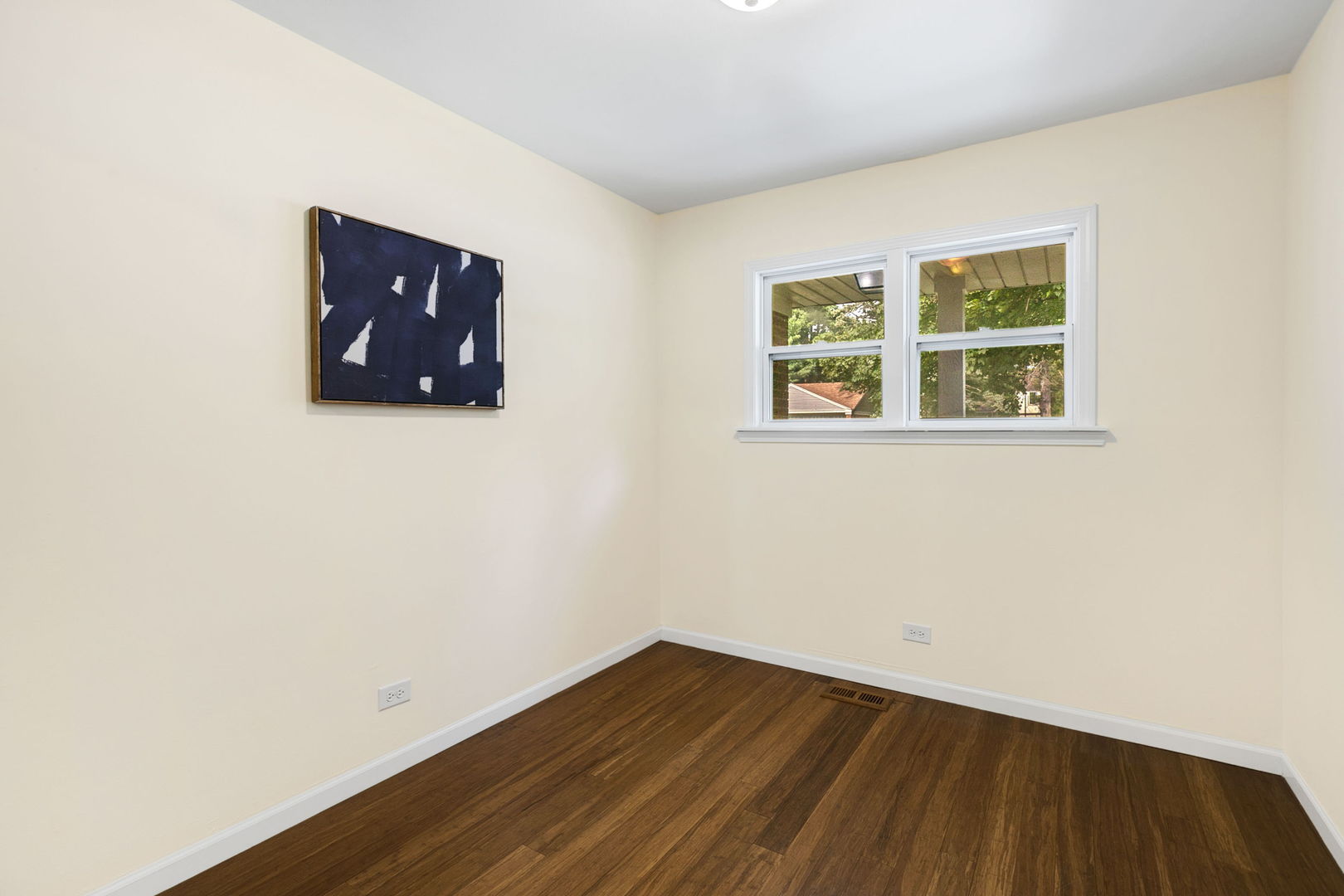 340 James Avenue Property Photo 17