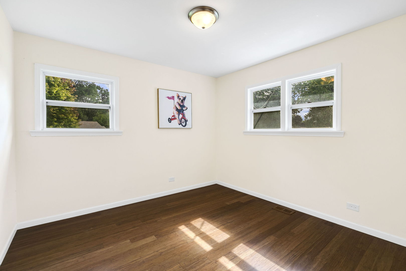 340 James Avenue Property Photo 19