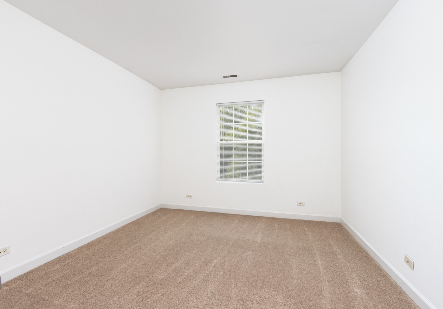 2534 Evergreen Circle Property Photo 14