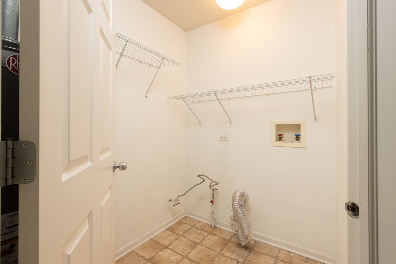 2534 Evergreen Circle Property Photo 18