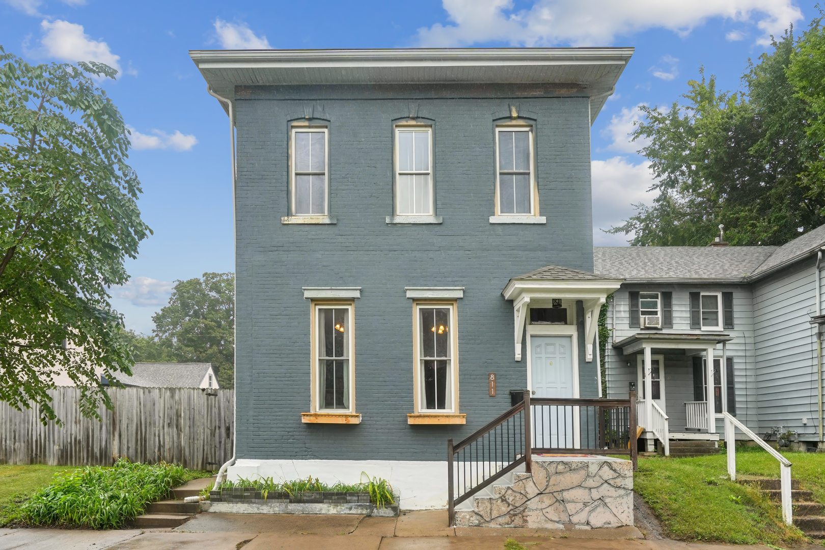 811 20th Street Property Photo 1