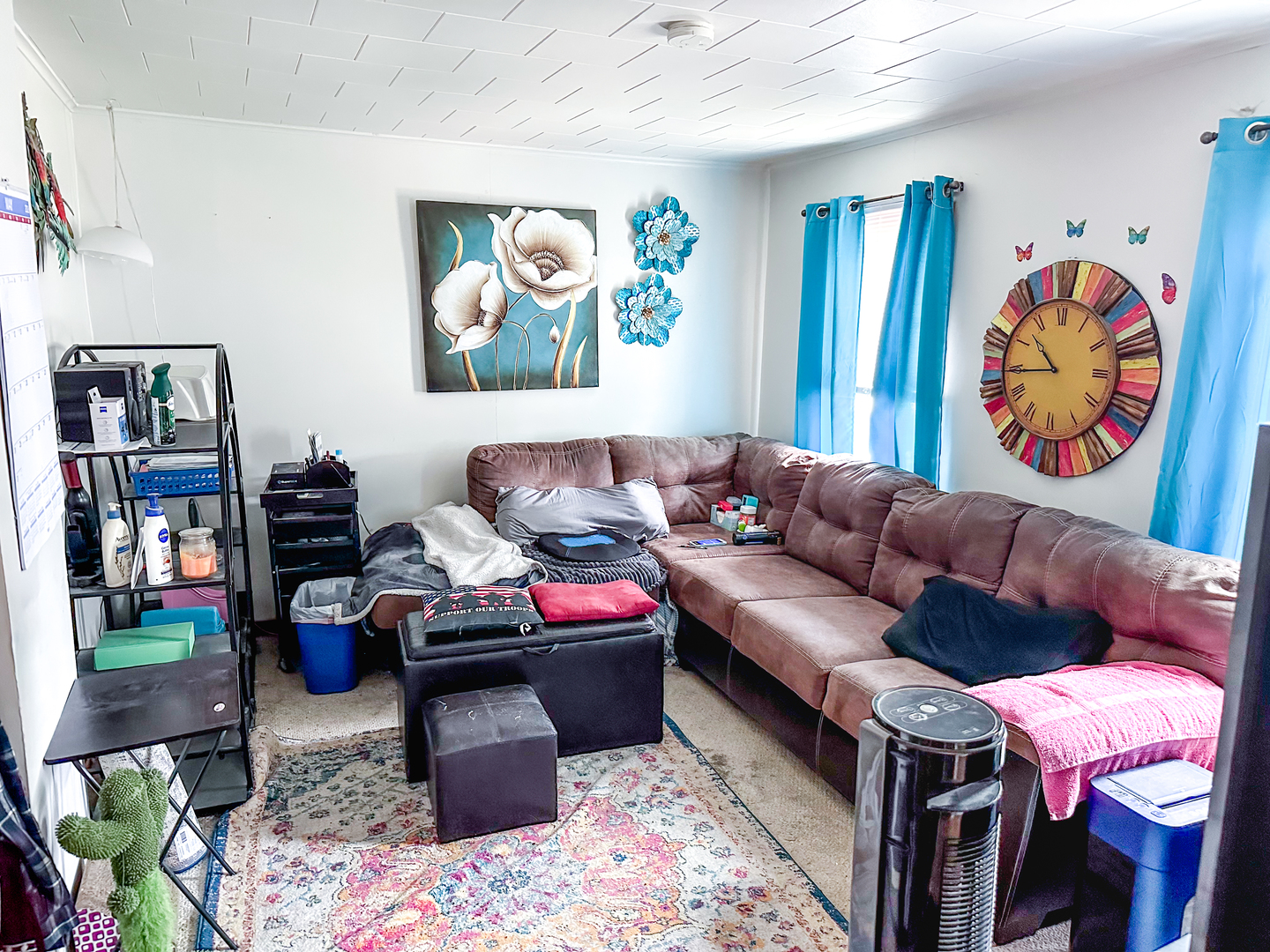102 E Grove Street Property Photo 4