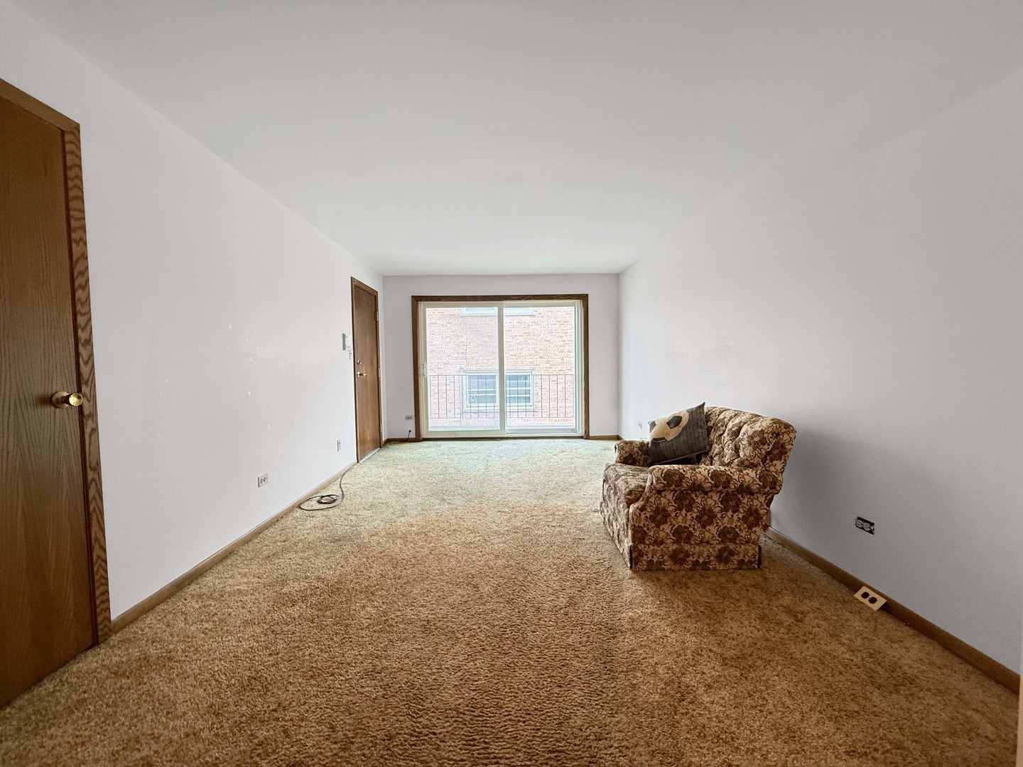 5824 S Archer Avenue 2b Property Photo 6
