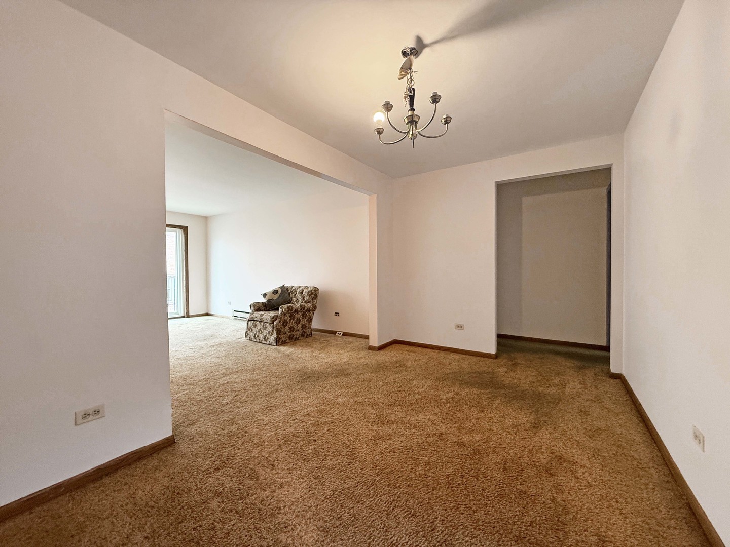 5824 S Archer Avenue 2b Property Photo 7