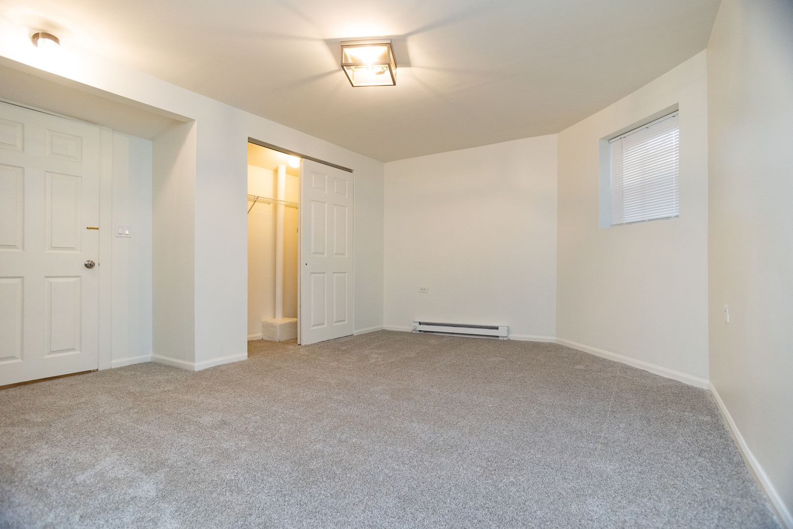 6449 N Lakewood Avenue Property Photo 37