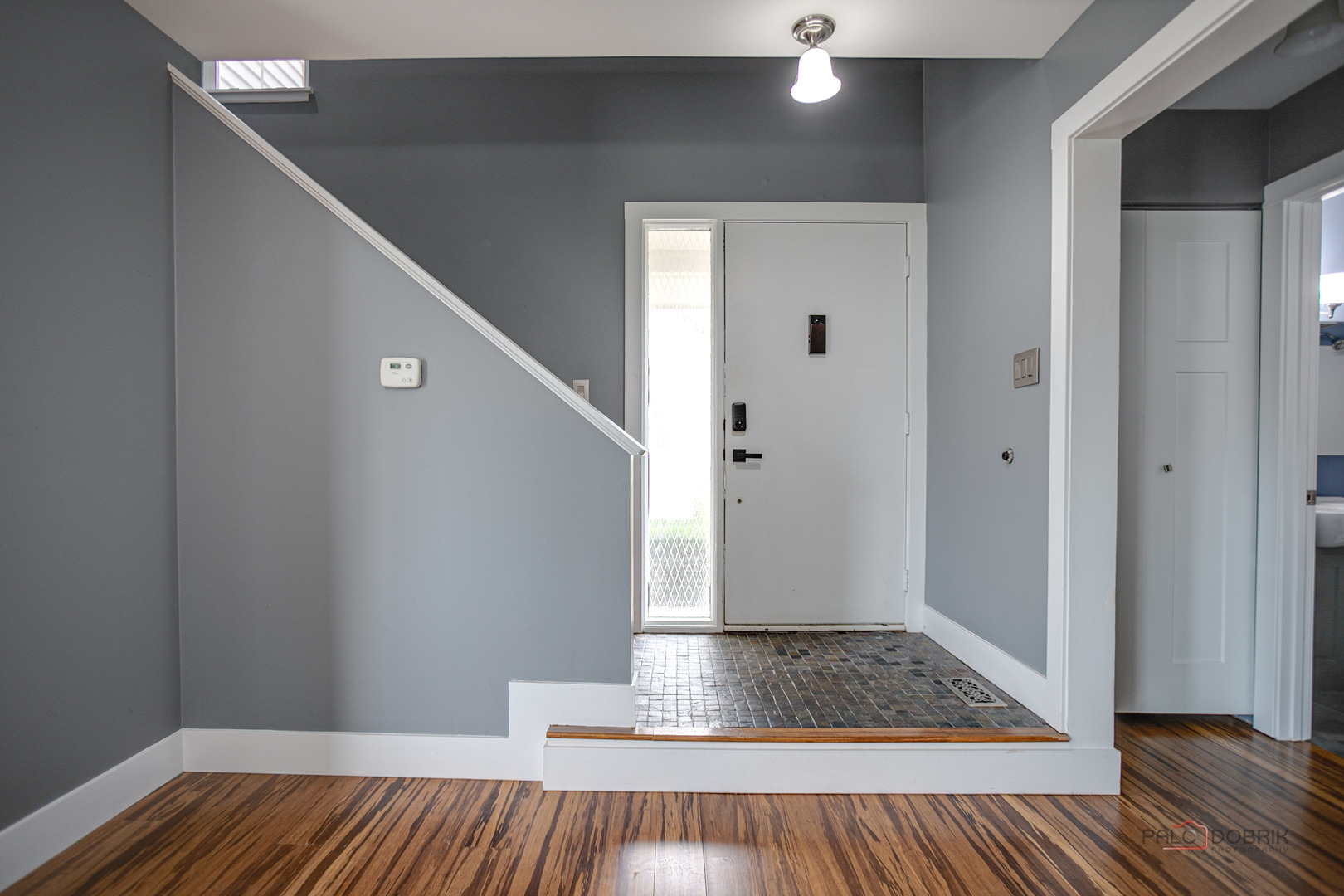 907 Vose Drive Property Photo 3