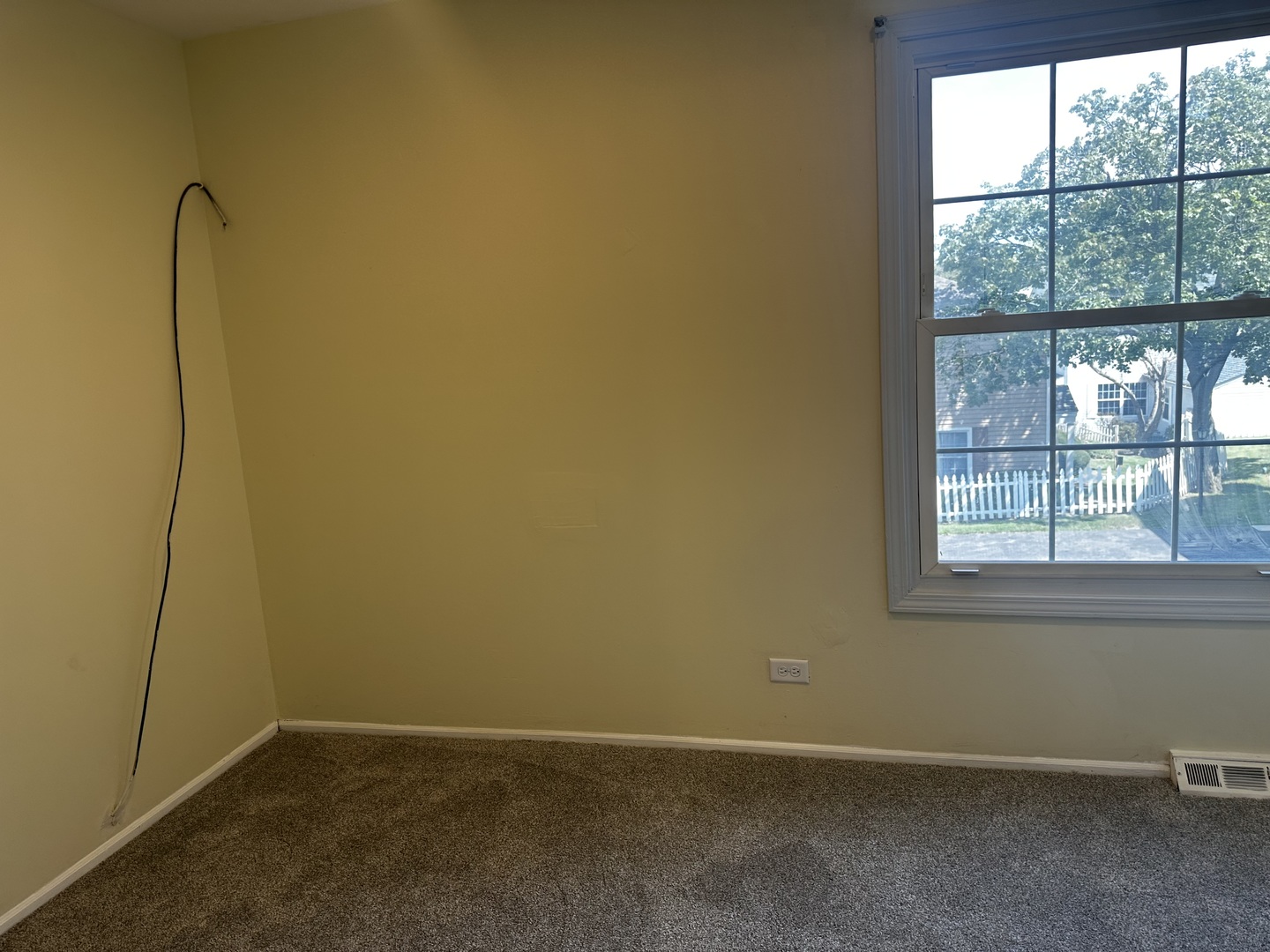 451 James Court D Property Photo 4