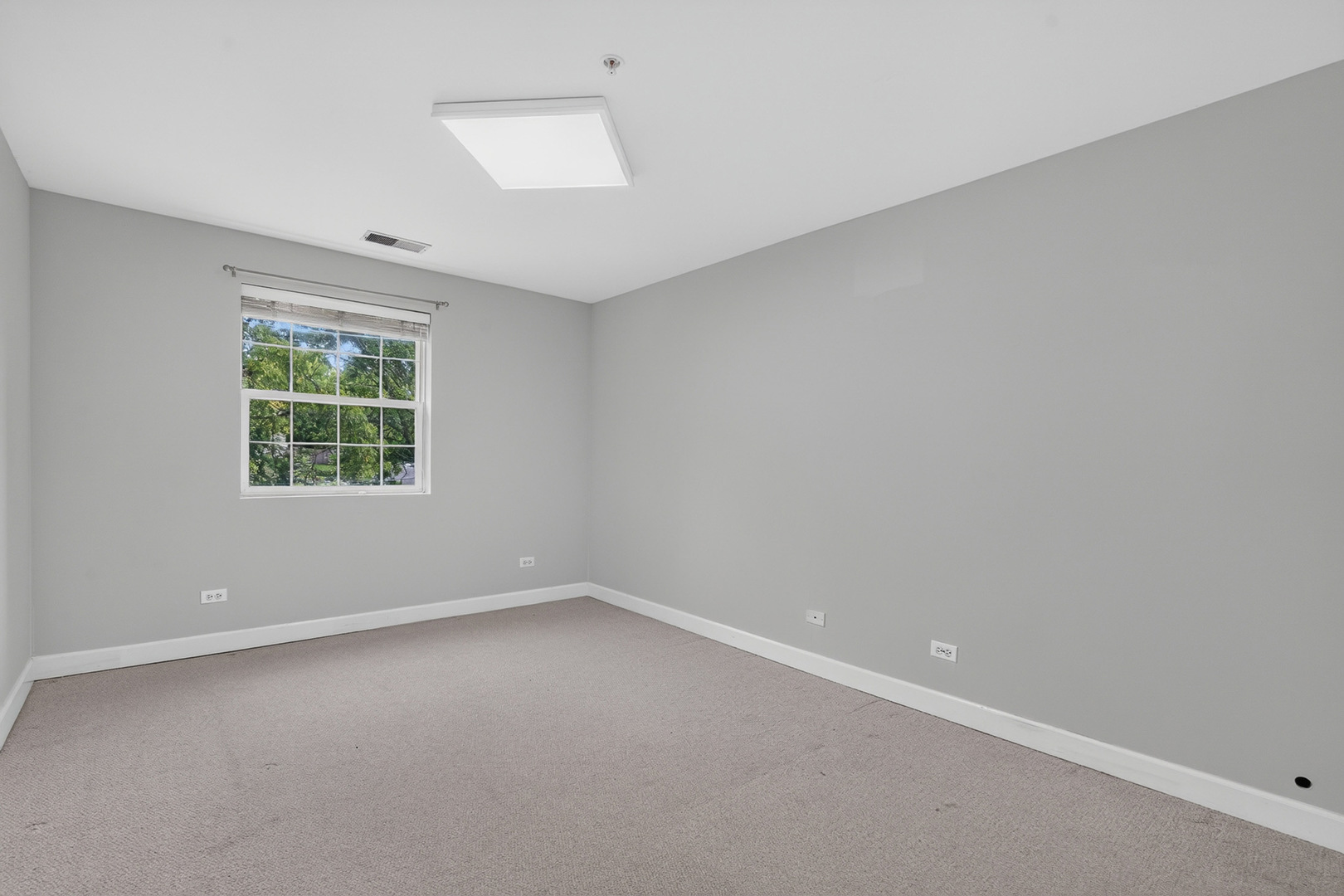 245 Burlington Avenue 201 Property Photo 21