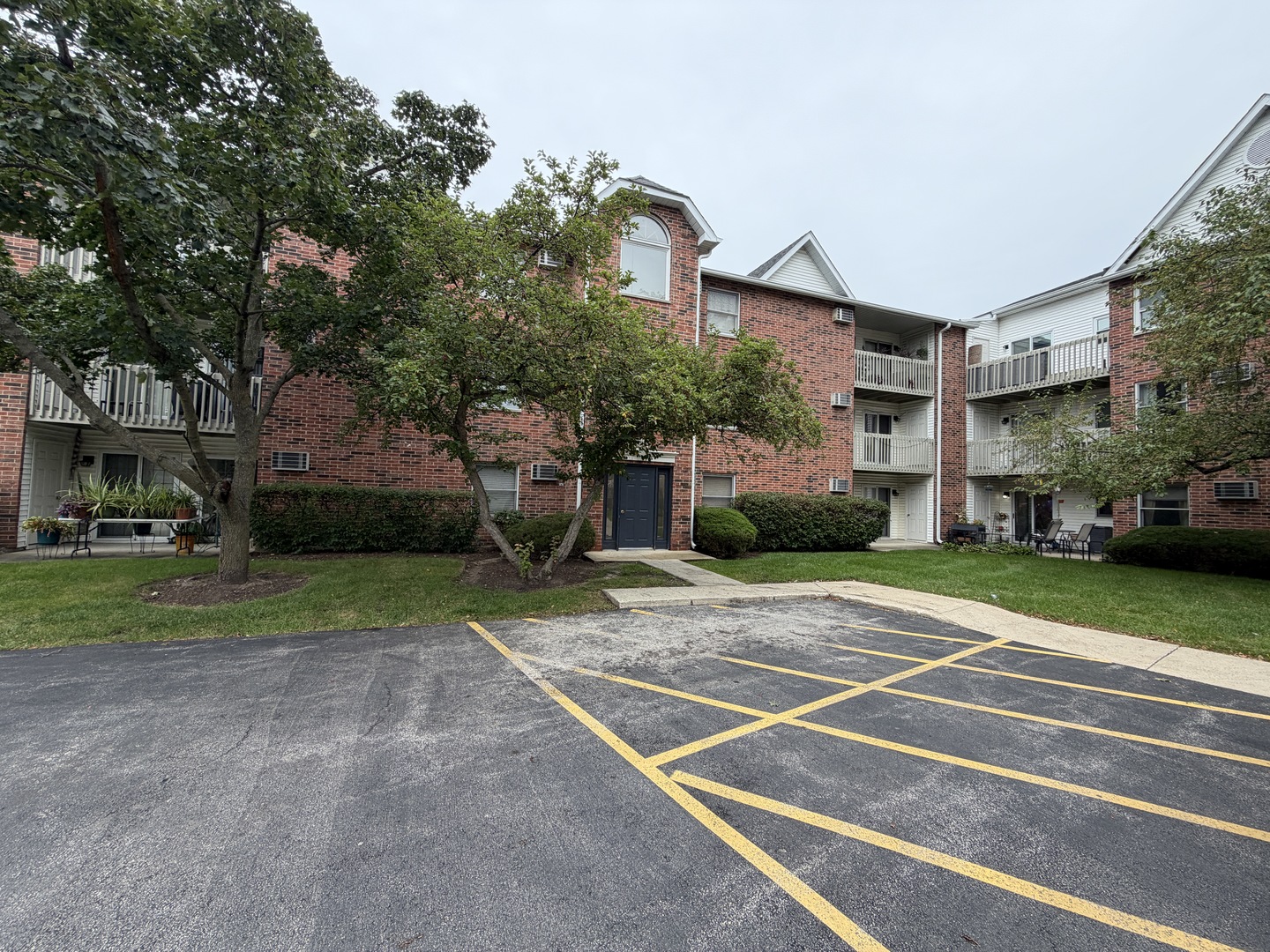 1351 Cunat Court 3B Property Photo 1