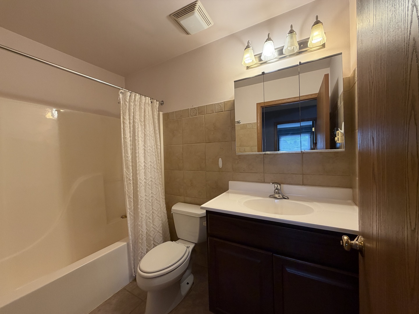 1351 Cunat Court 3b Property Photo 16