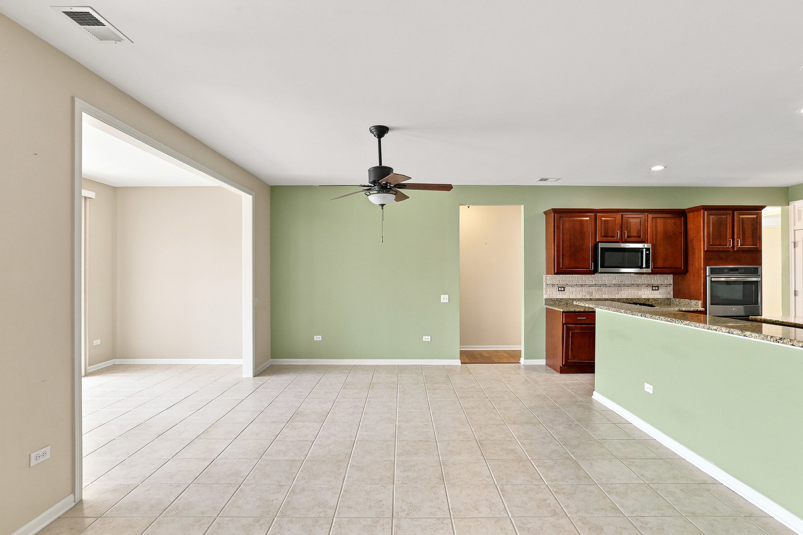 13470 Crestview Drive Property Photo 14