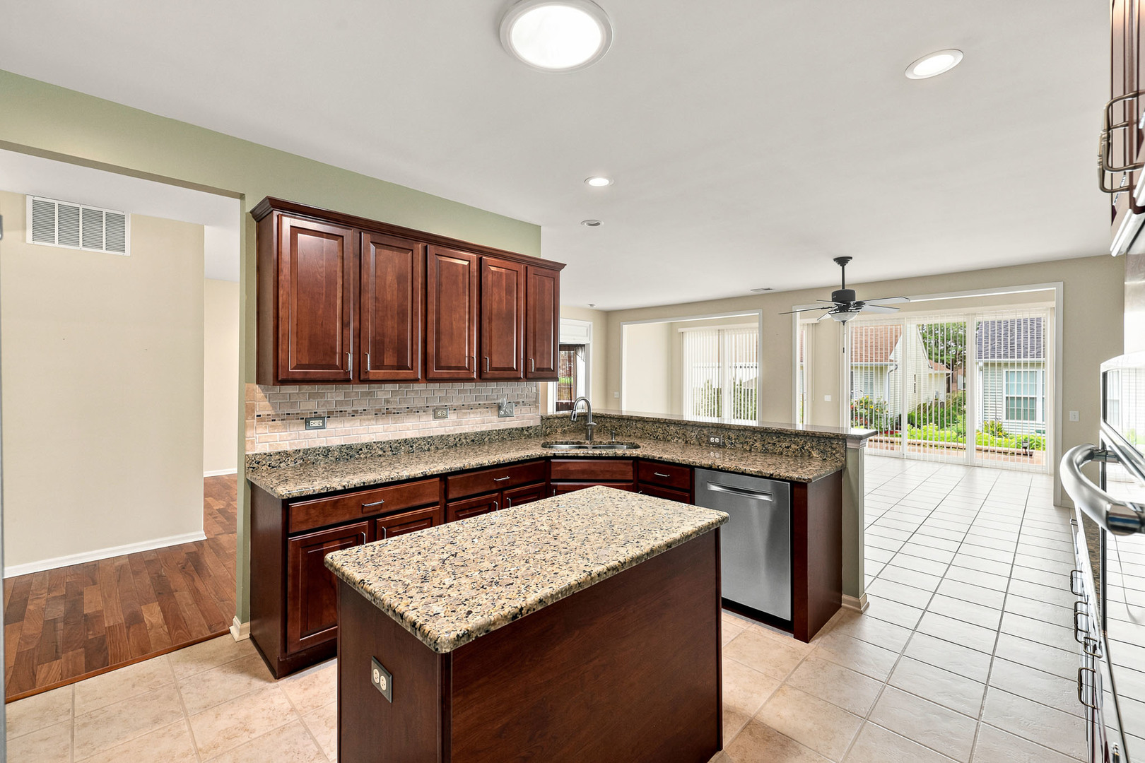 13470 Crestview Drive Property Photo 16