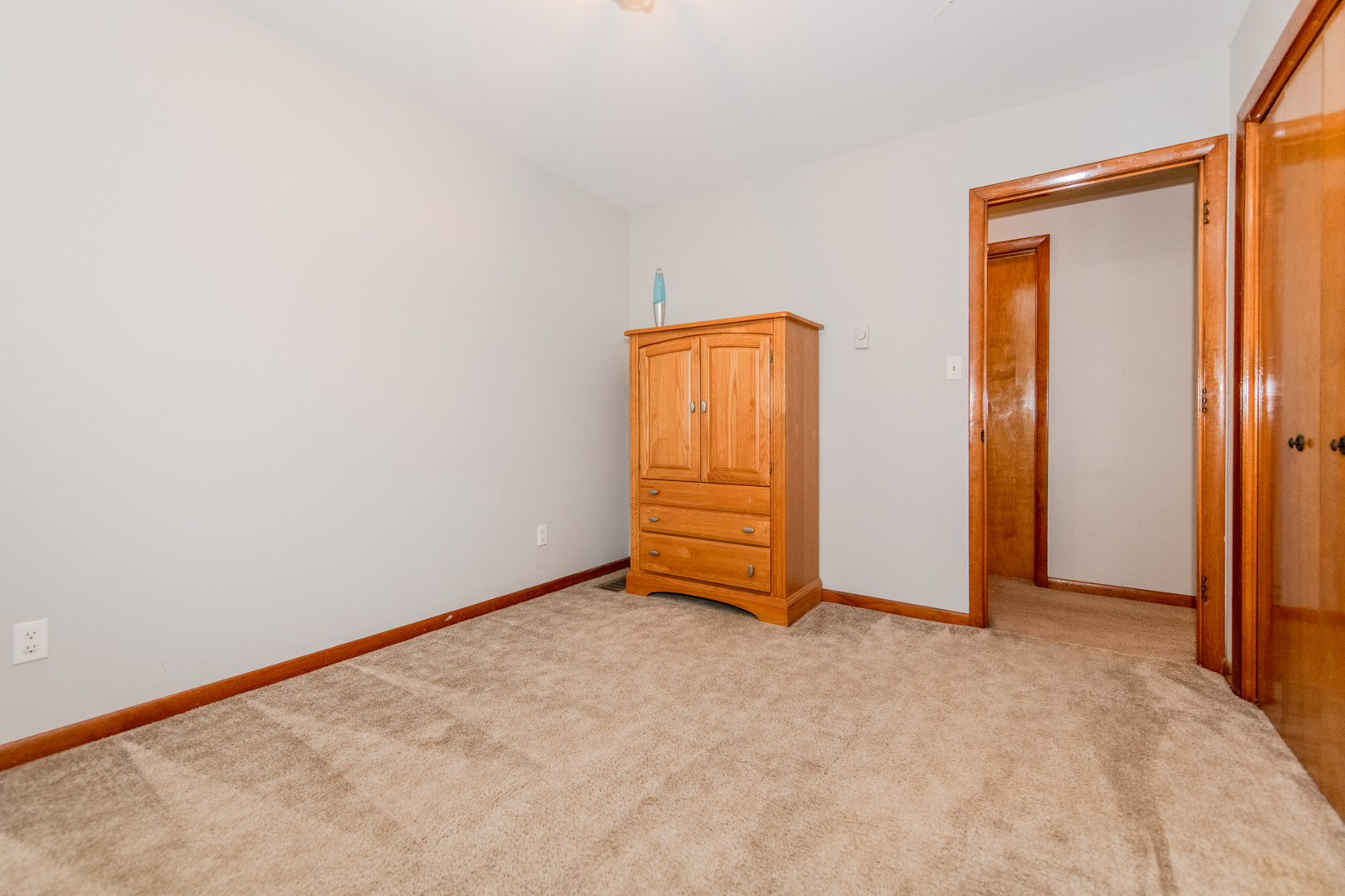 2606 E 28th Road Property Photo 17