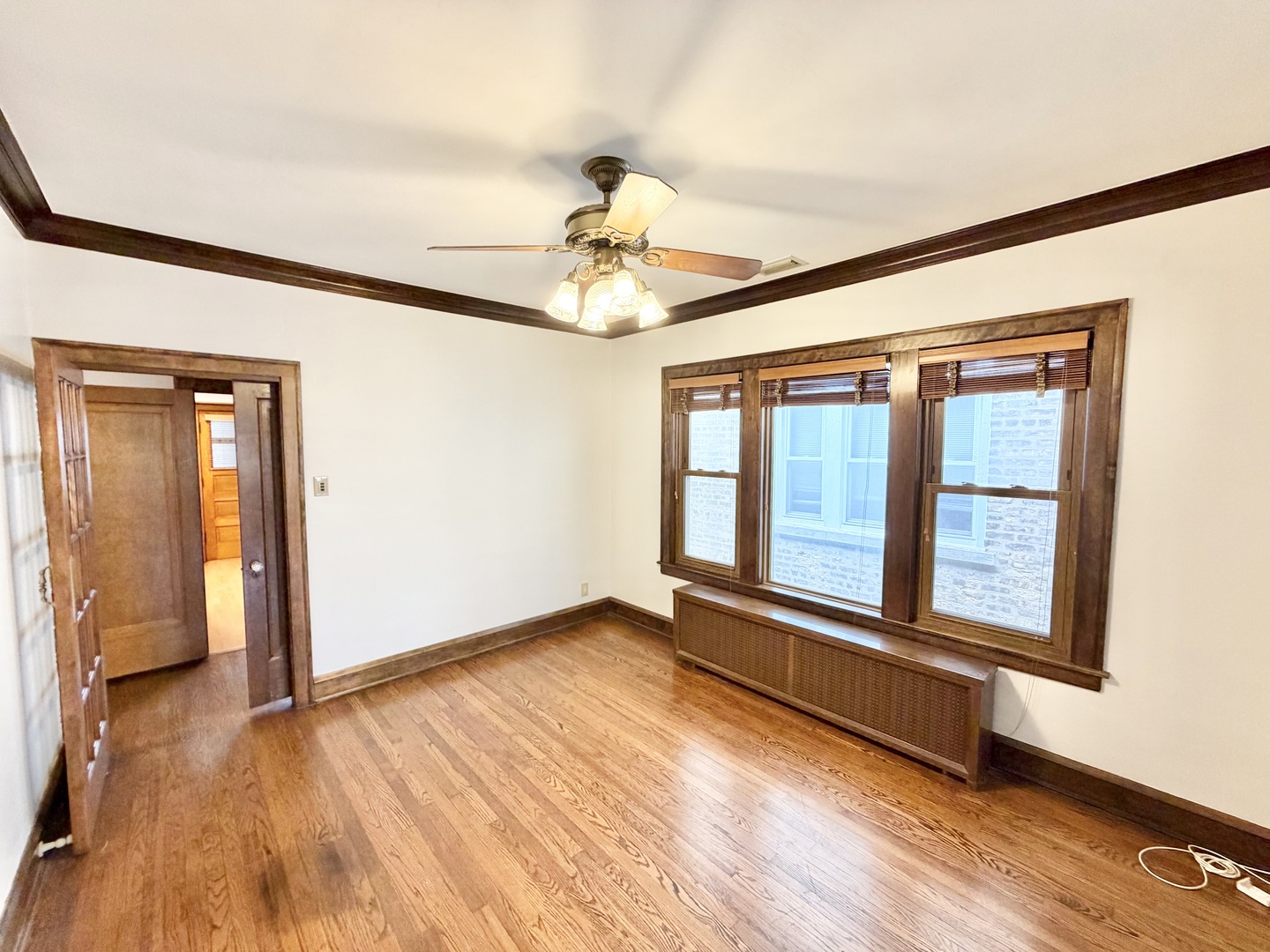 2936 N Kostner Avenue Property Photo 4