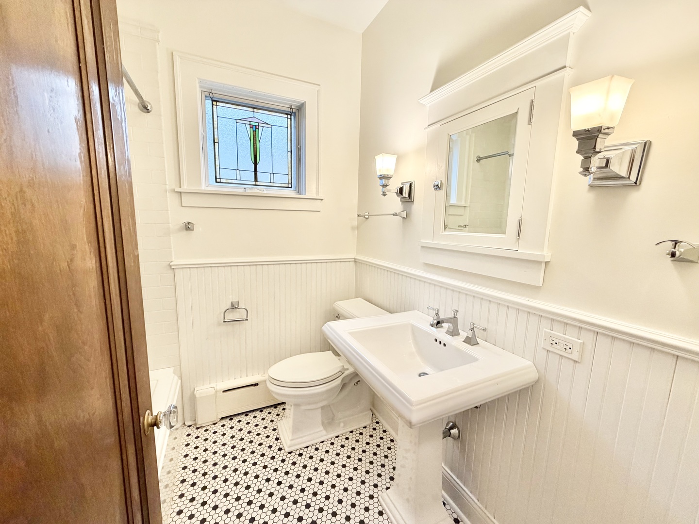 2936 N Kostner Avenue Property Photo 7