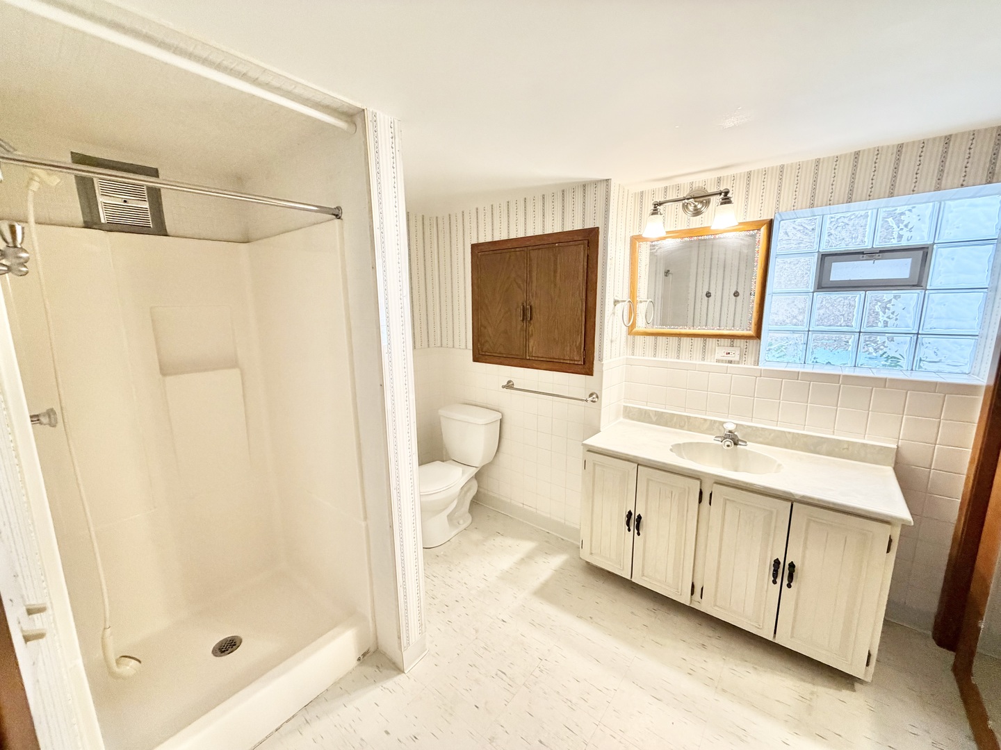 2936 N Kostner Avenue Property Photo 14