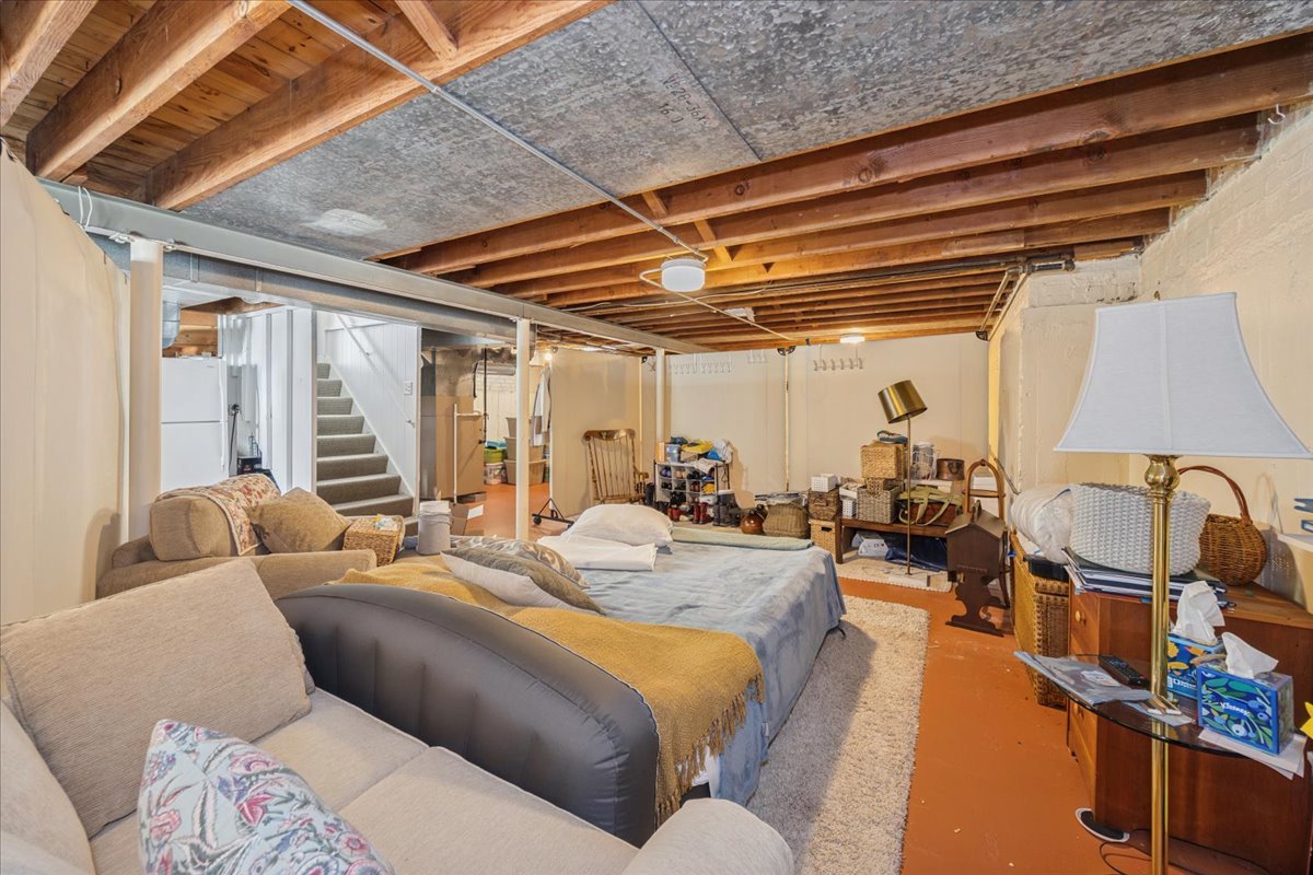 322 Park Avenue Property Photo 13