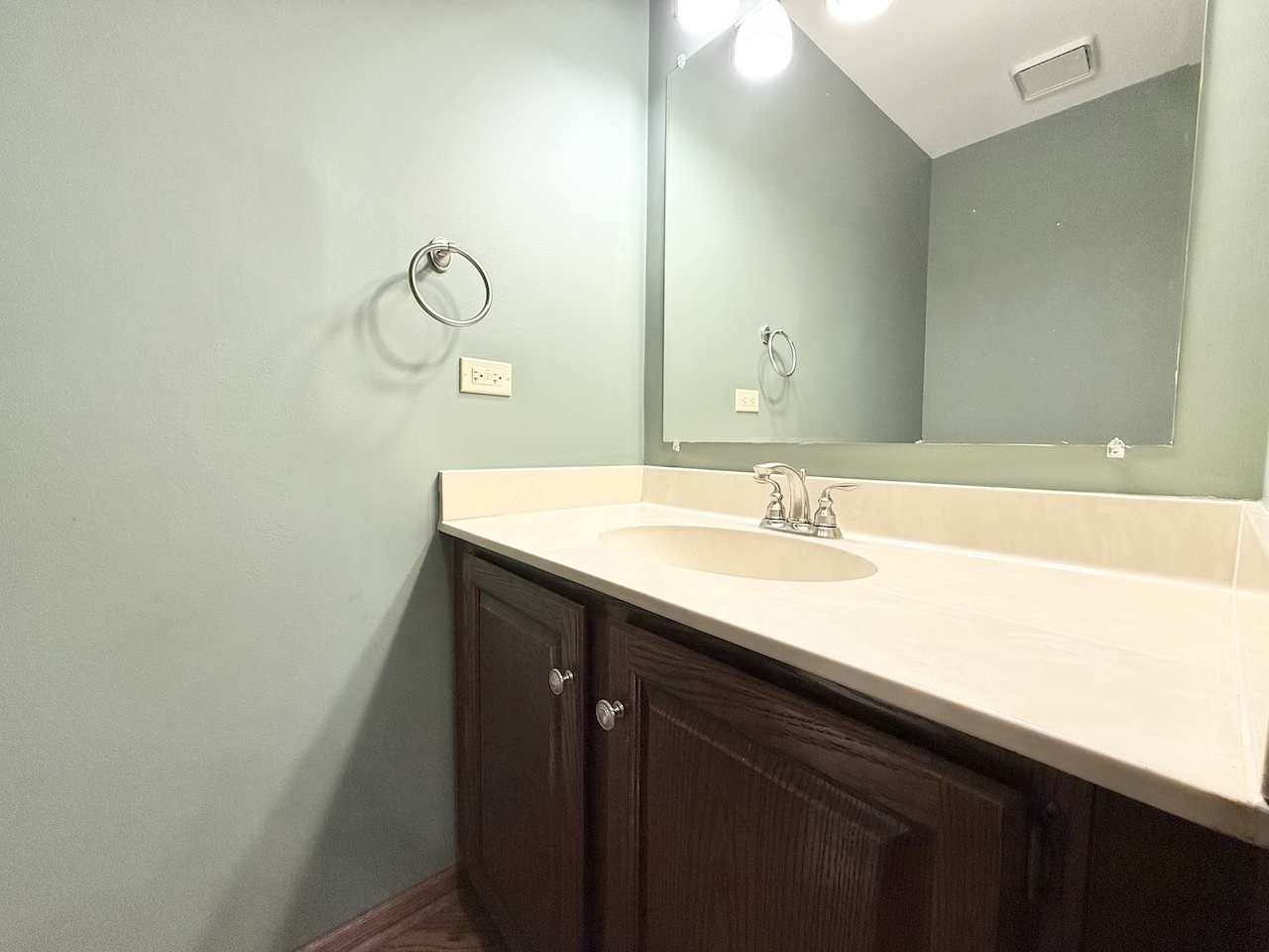 879 N Auburn Woods Drive Property Photo 14