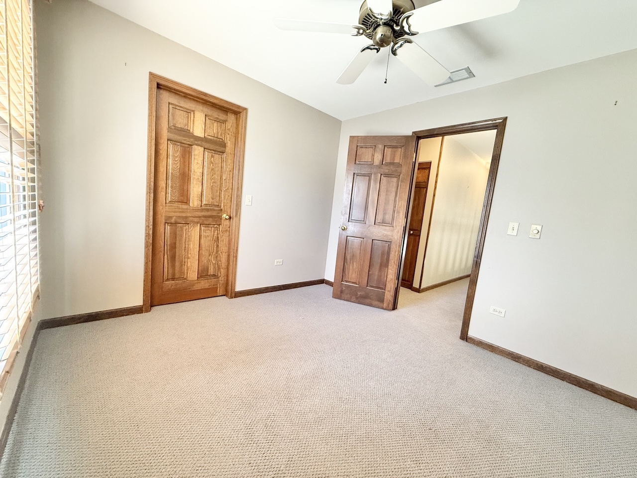 879 N Auburn Woods Drive Property Photo 24