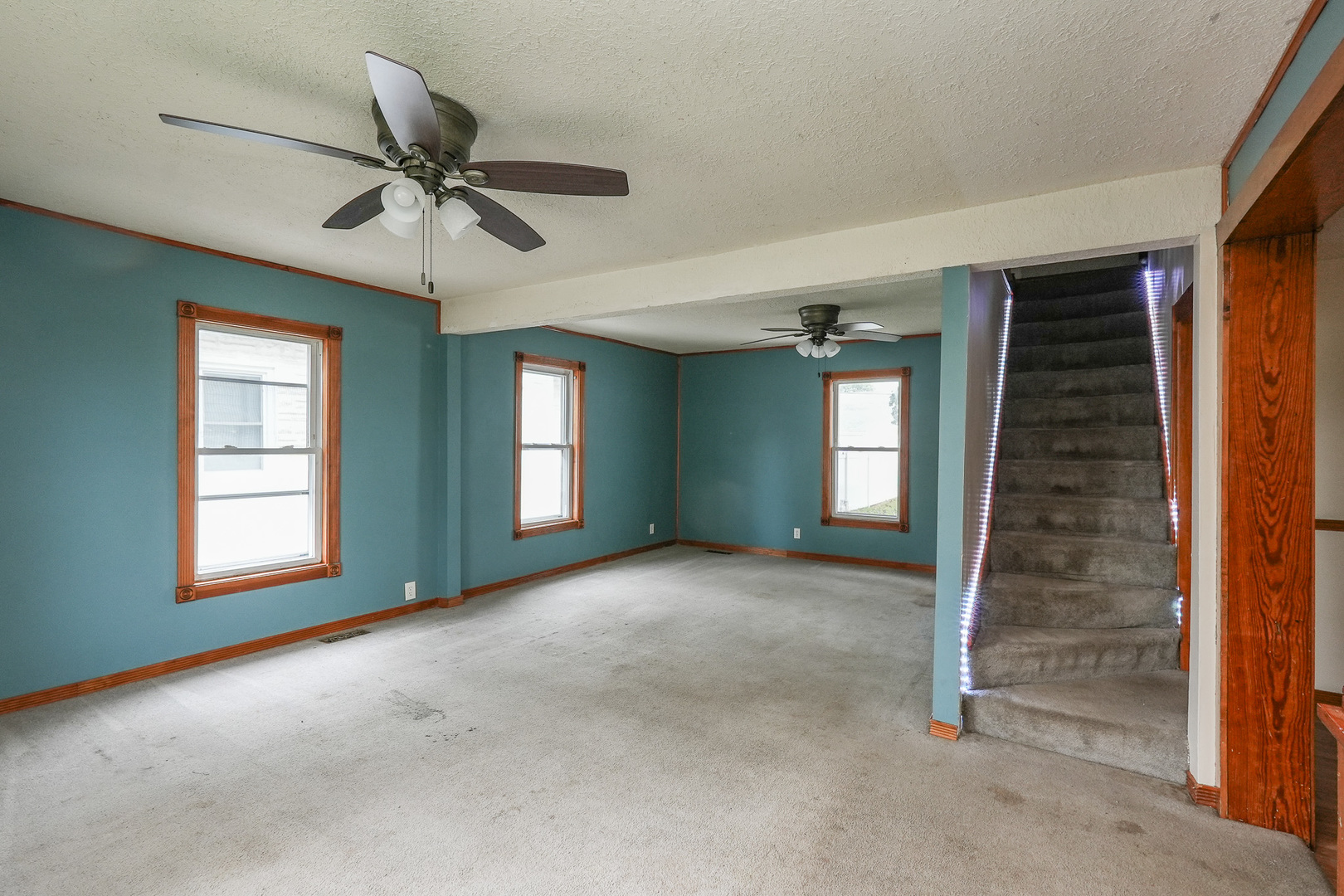136 N Oak Street Property Photo 12