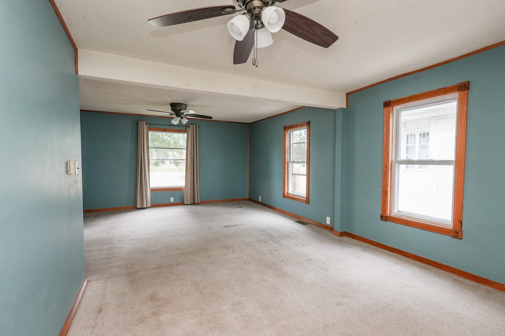 136 N Oak Street Property Photo 15