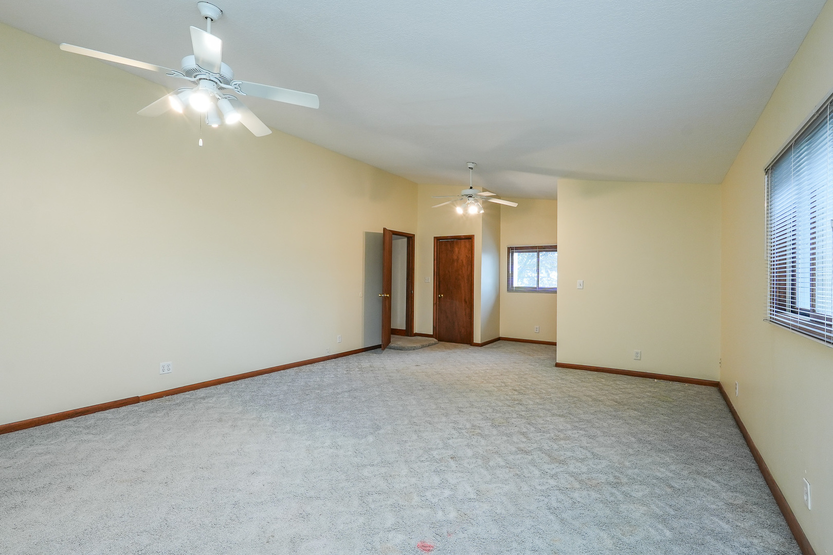 136 N Oak Street Property Photo 20