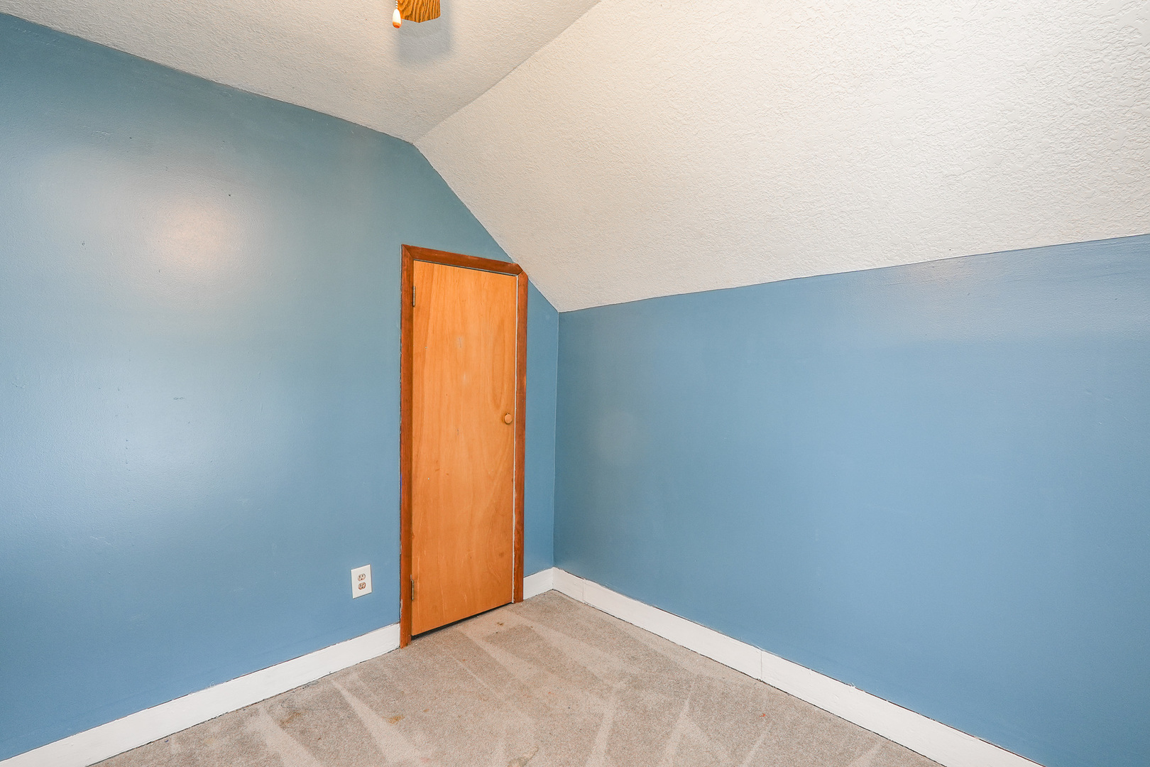 136 N Oak Street Property Photo 22
