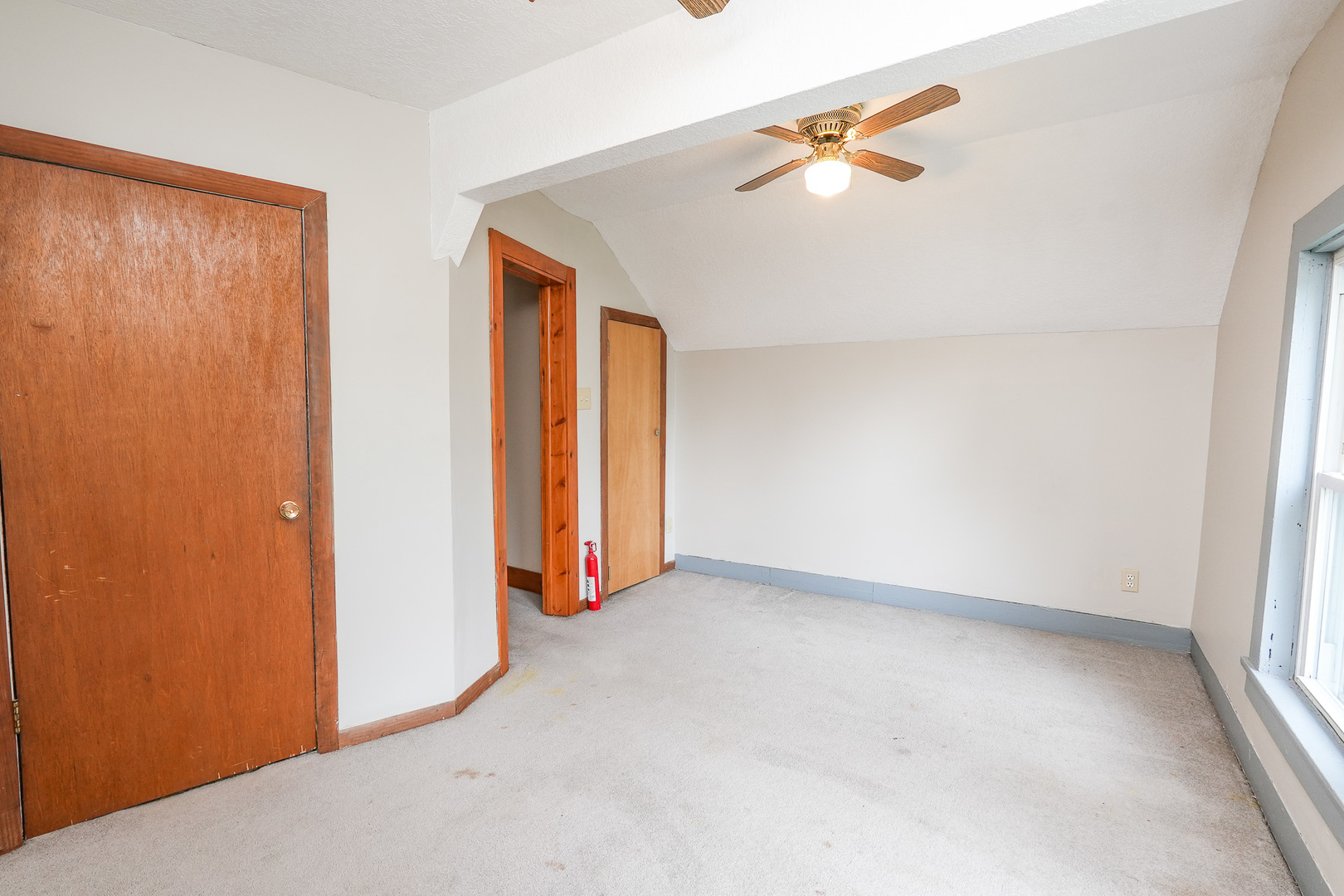 136 N Oak Street Property Photo 25