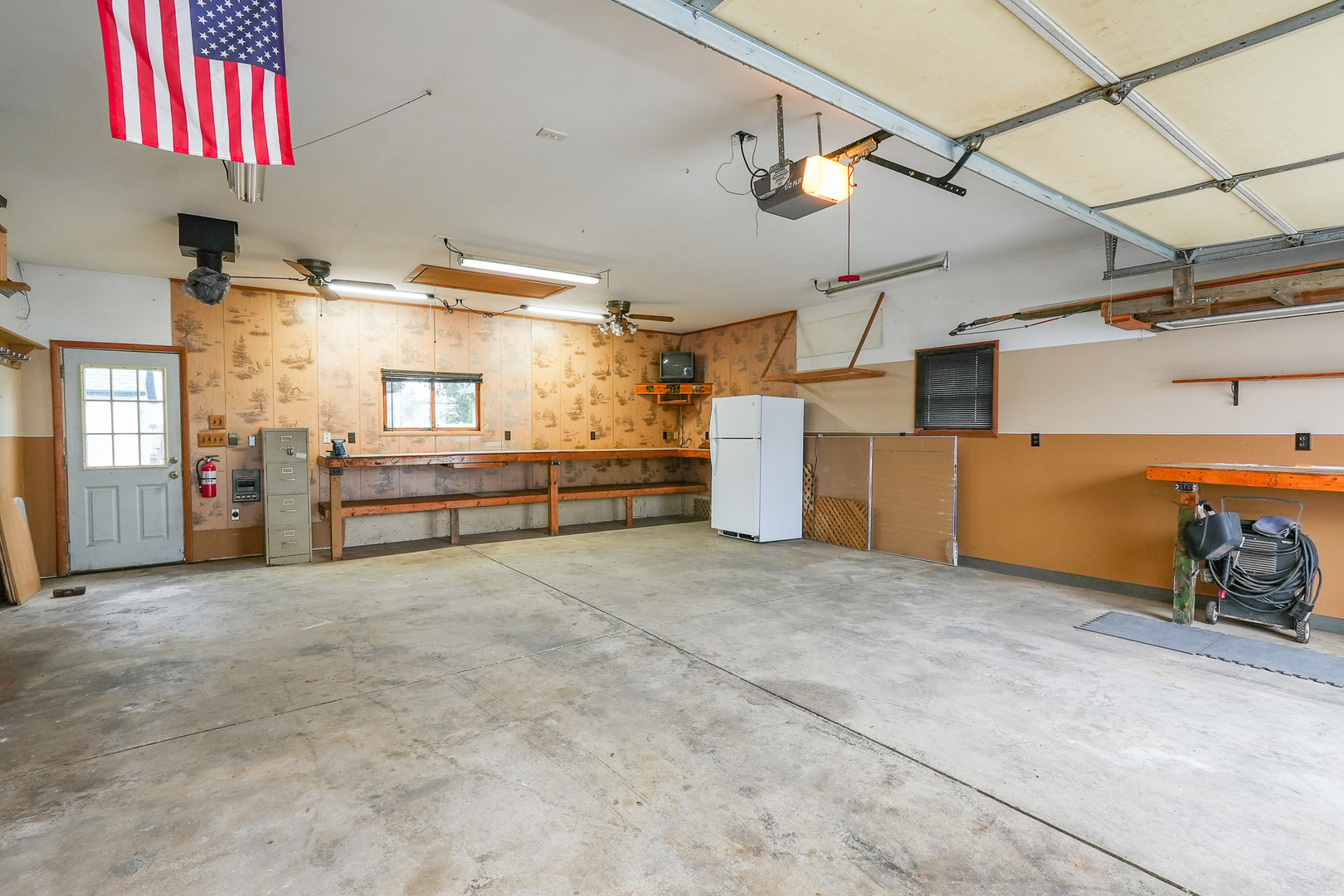 136 N Oak Street Property Photo 28