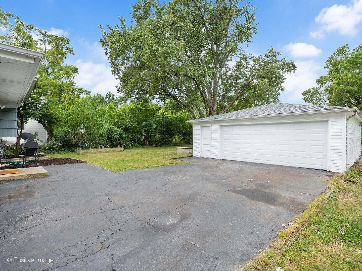5798 Pershing Avenue Property Photo 21