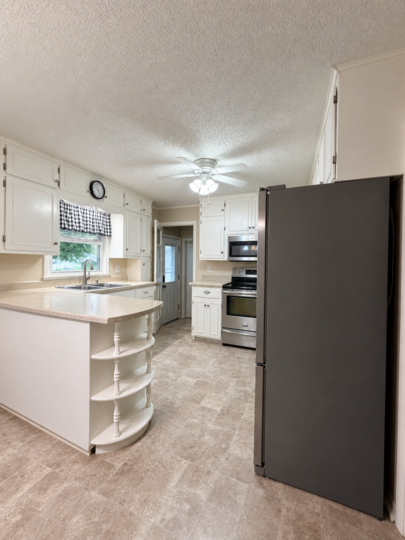 806 9th Street Property Photo 2