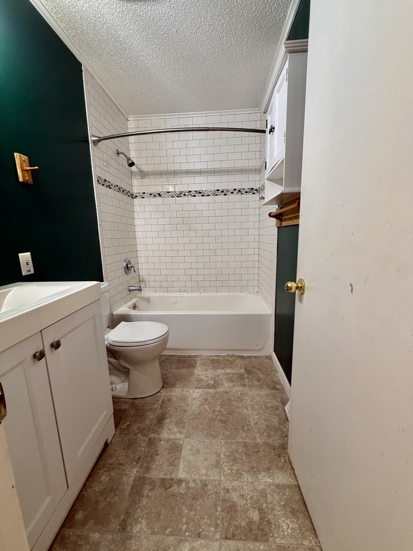 806 9th Street Property Photo 5