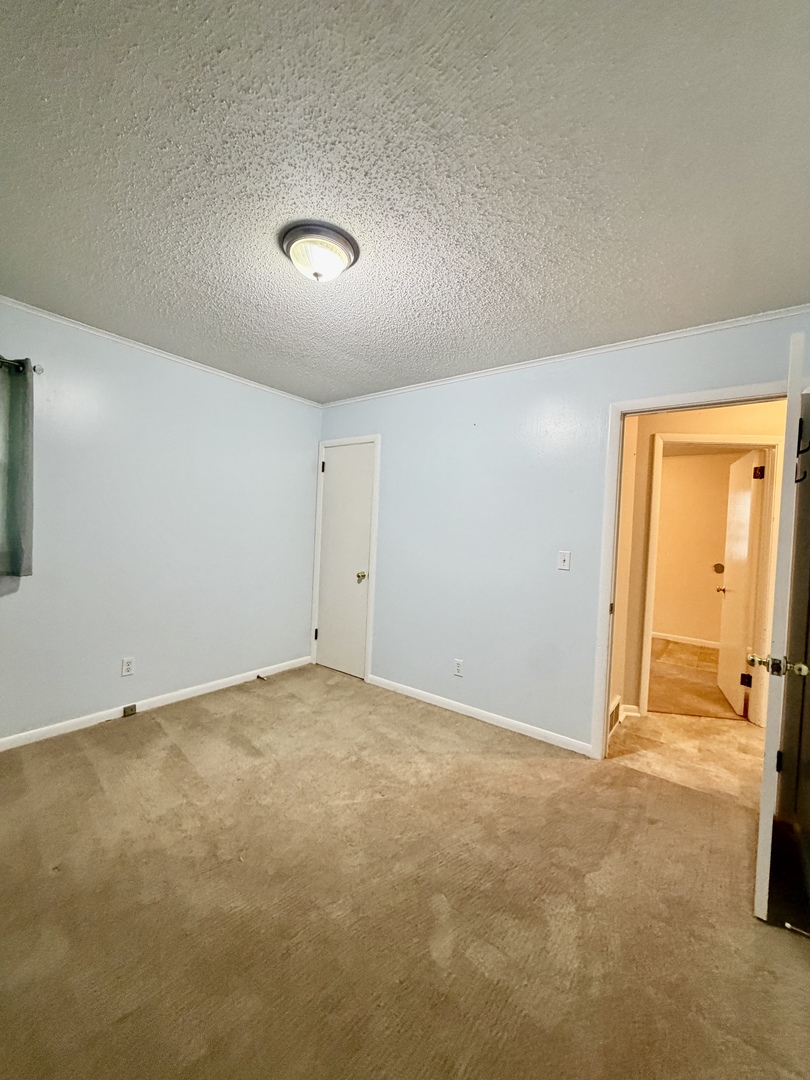 806 9th Street Property Photo 7