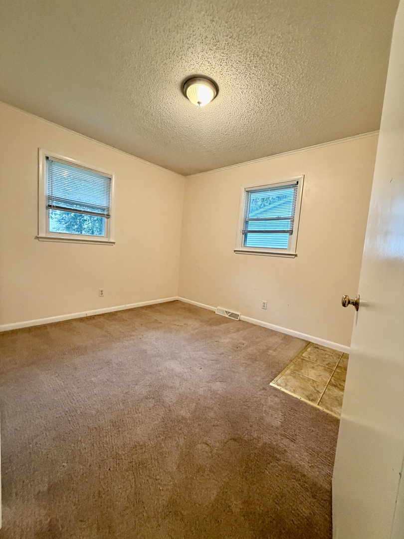 806 9th Street Property Photo 9