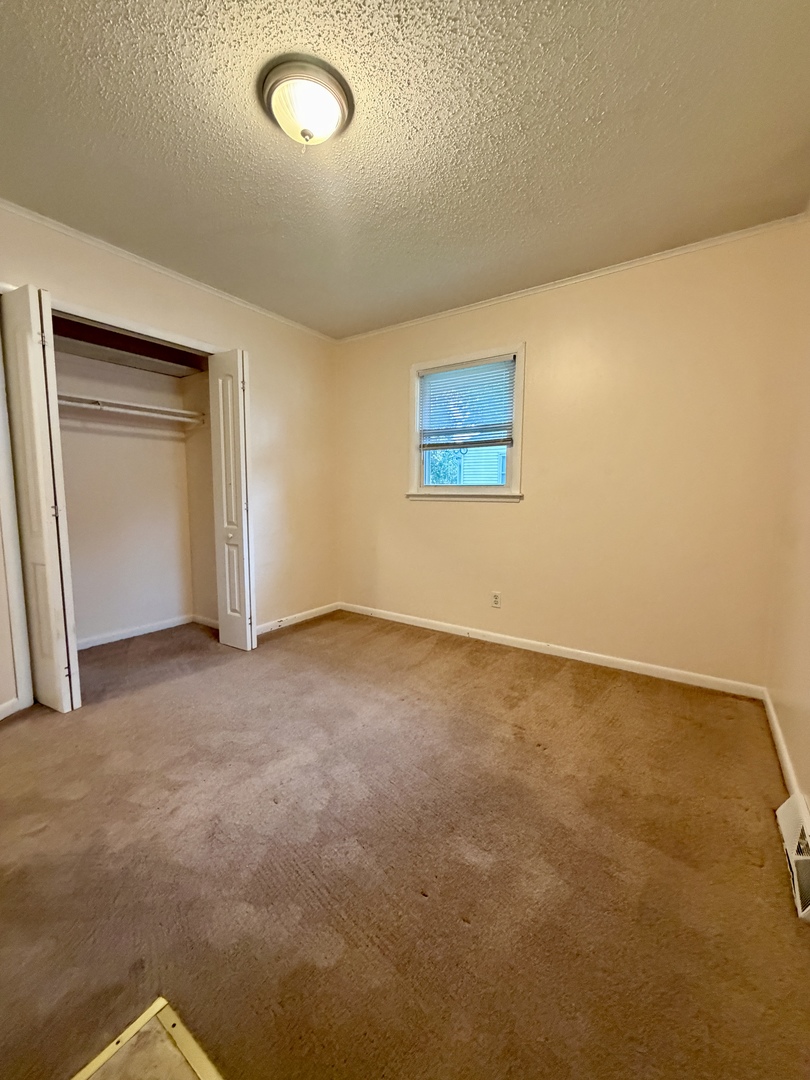 806 9th Street Property Photo 10