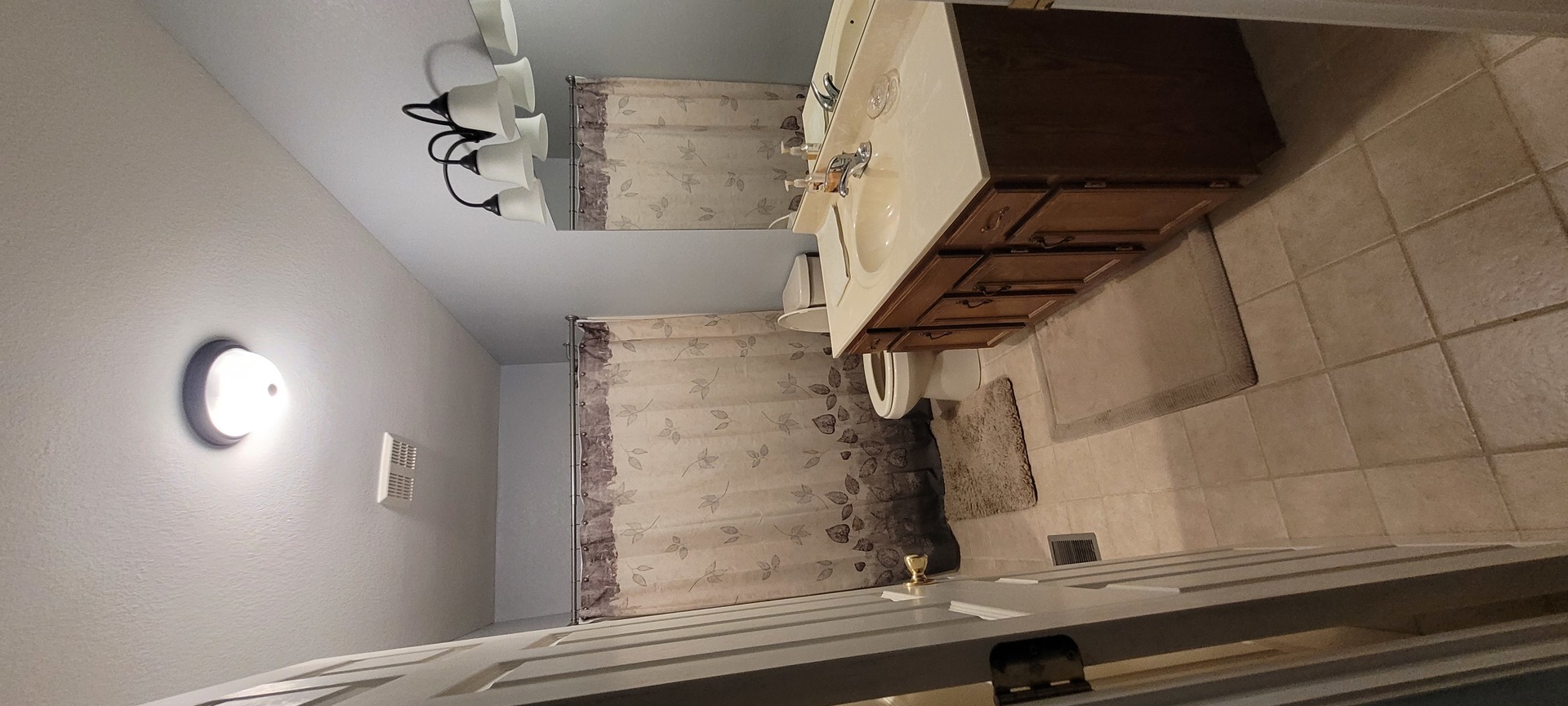 1314 Wilshire Drive Property Photo 11