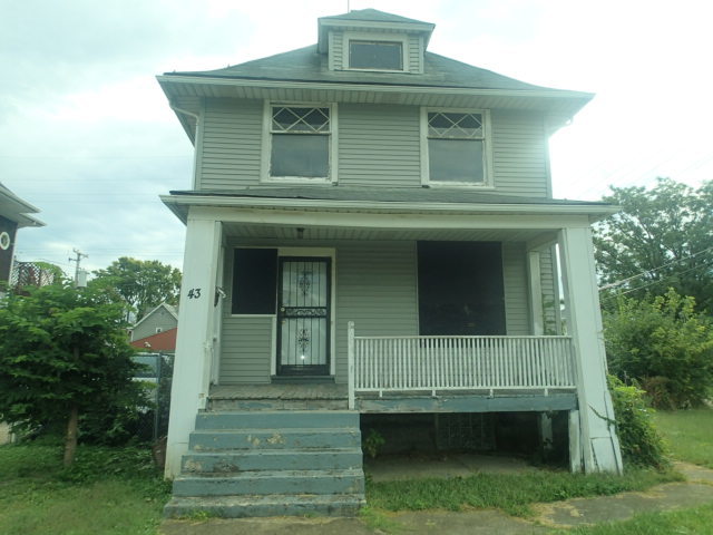 43 S 17th Avenue Property Photo 1